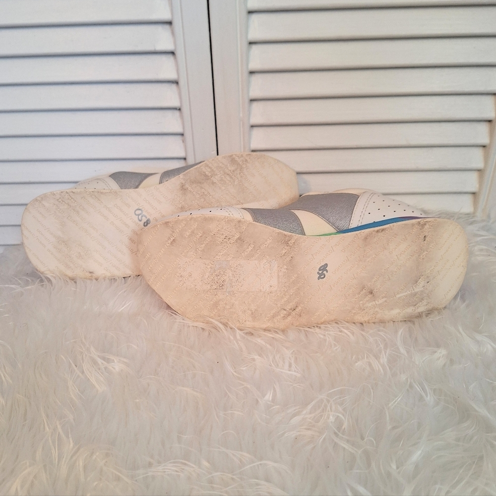 Donald Pliner Prix Leather Sneakers Sz 6.5 - Picture 6 of 6